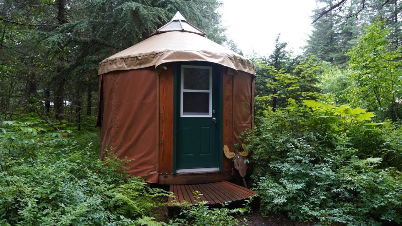 Nauti Otter Inn And Yurt Village Seward Extérieur photo