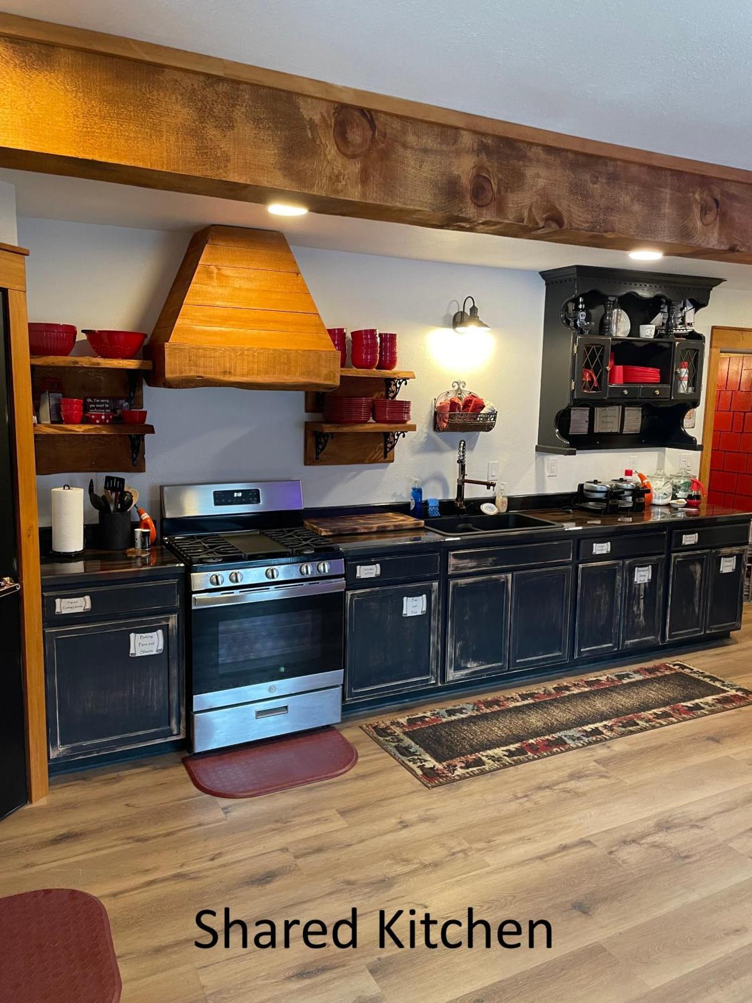 Nauti Otter Inn And Yurt Village Seward Chambre photo