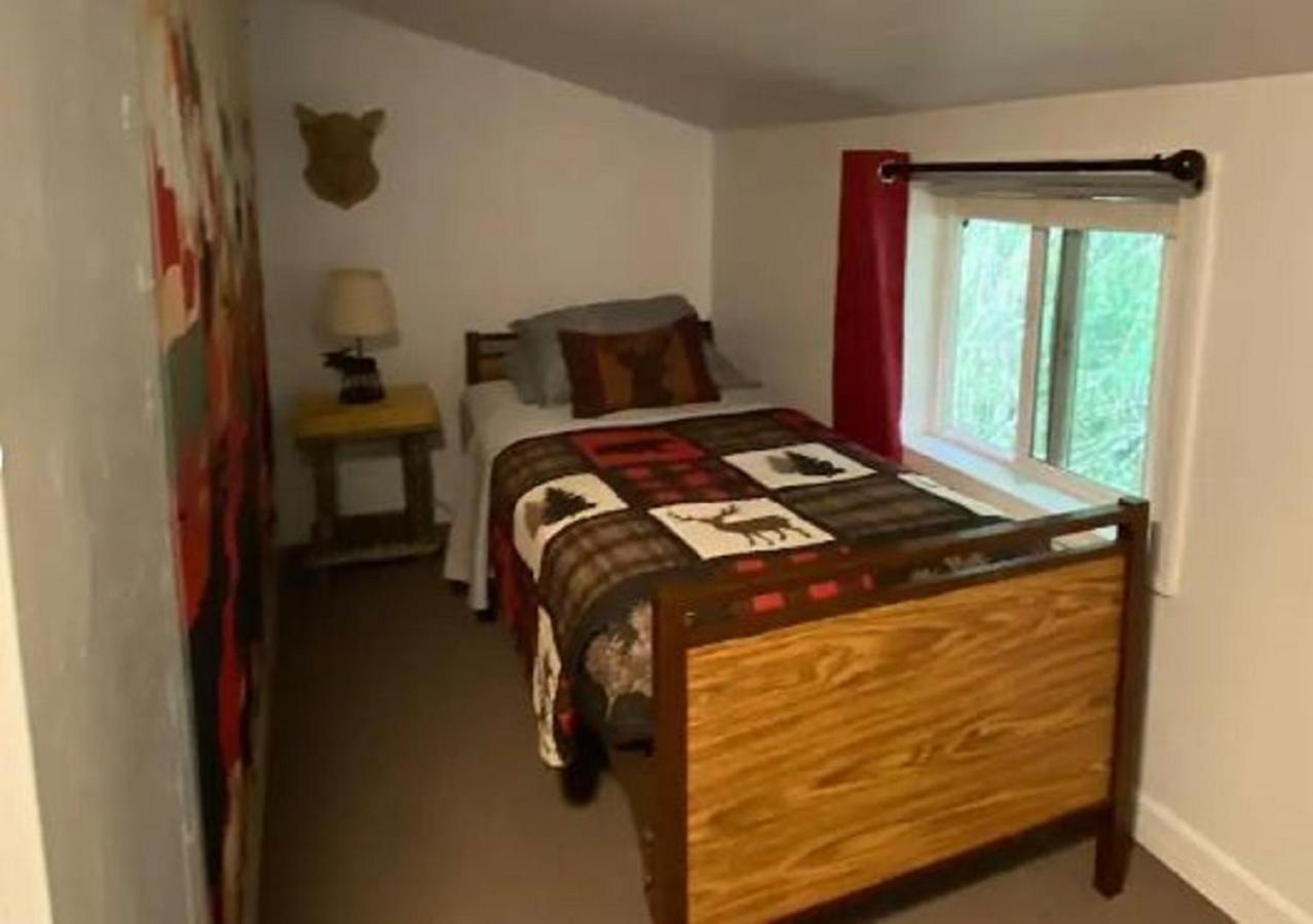 Nauti Otter Inn And Yurt Village Seward Chambre photo